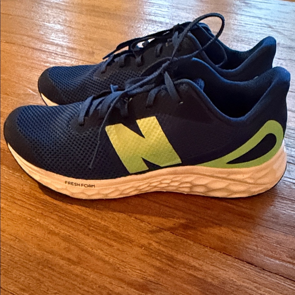 New Balance Fresh Foam Arishi snaeaks! Worn once